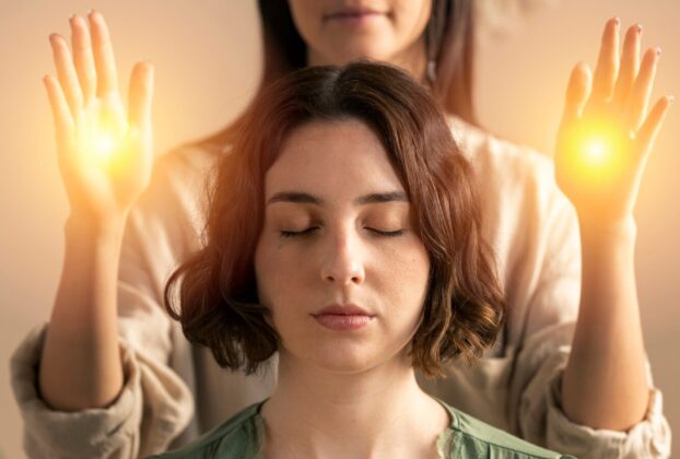 A Jornada do Reiki: Do Autoconhecimento ao Mestrado Profissional (Com Registro ABRATH)